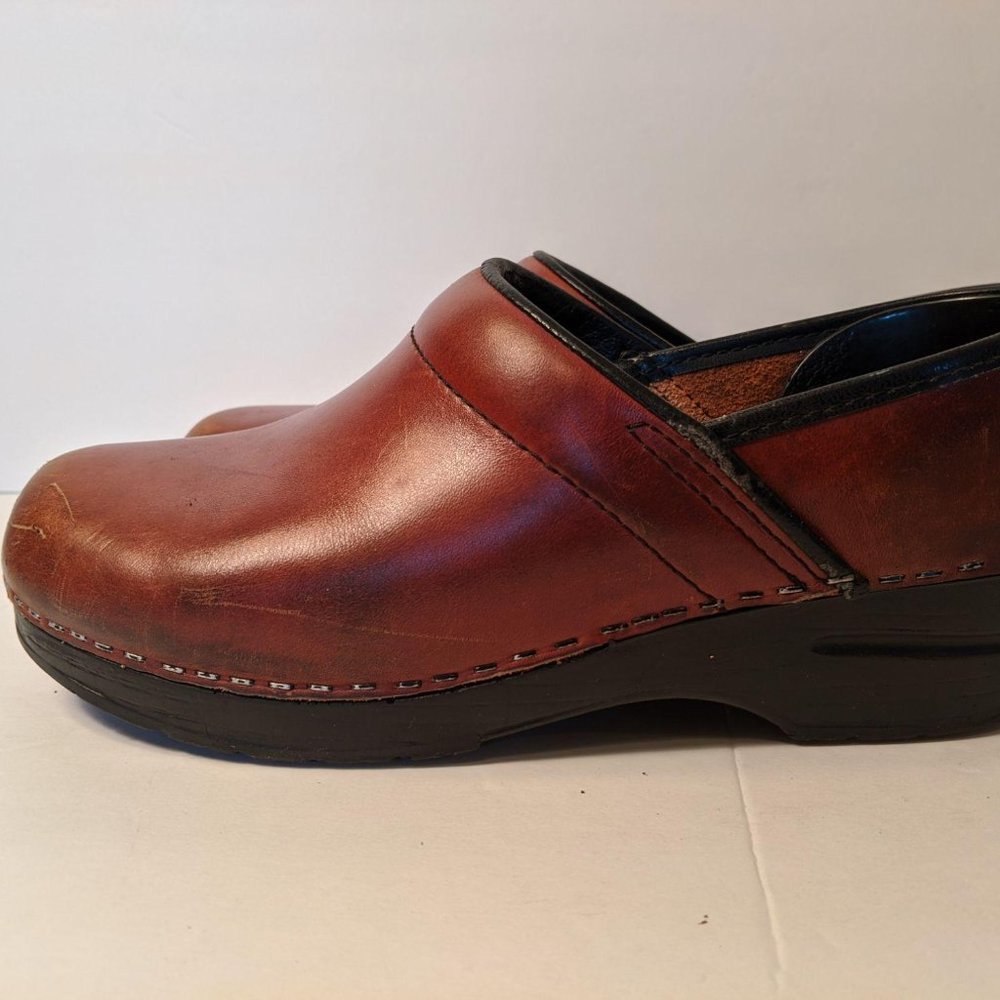 Dansko Burgundy Clog 38